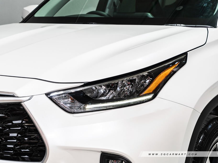 https://i.i-sgcm.com/new_cars/cars/21449/21449_g8