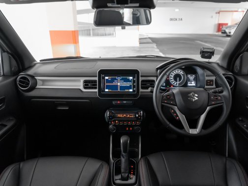 https://i.i-sgcm.com/new_cars/cars/21455/21455_g38