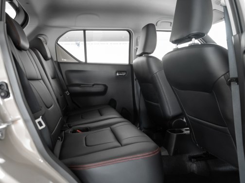 https://i.i-sgcm.com/new_cars/cars/21455/21455_g60