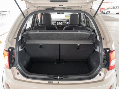 https://i.i-sgcm.com/new_cars/cars/21455/21455_g63
