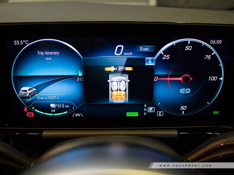 Mercedes-Benz EQA Electric EQA250 AMG Line Premium 66.5 kWh 17