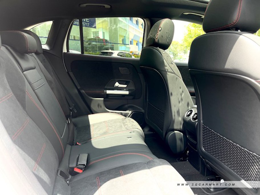 https://i.i-sgcm.com/new_cars/cars/21458/21458_g63