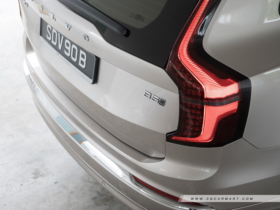 https://i.i-sgcm.com/new_cars/cars/21460/21460_g19