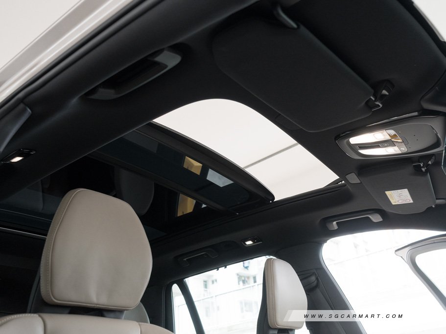 https://i.i-sgcm.com/new_cars/cars/21460/21460_g30