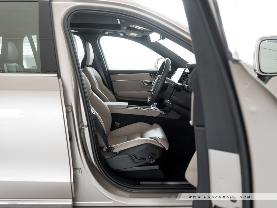 https://i.i-sgcm.com/new_cars/cars/21460/21460_g35