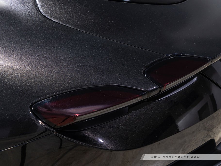 https://i.i-sgcm.com/new_cars/cars/21461/21461_g15