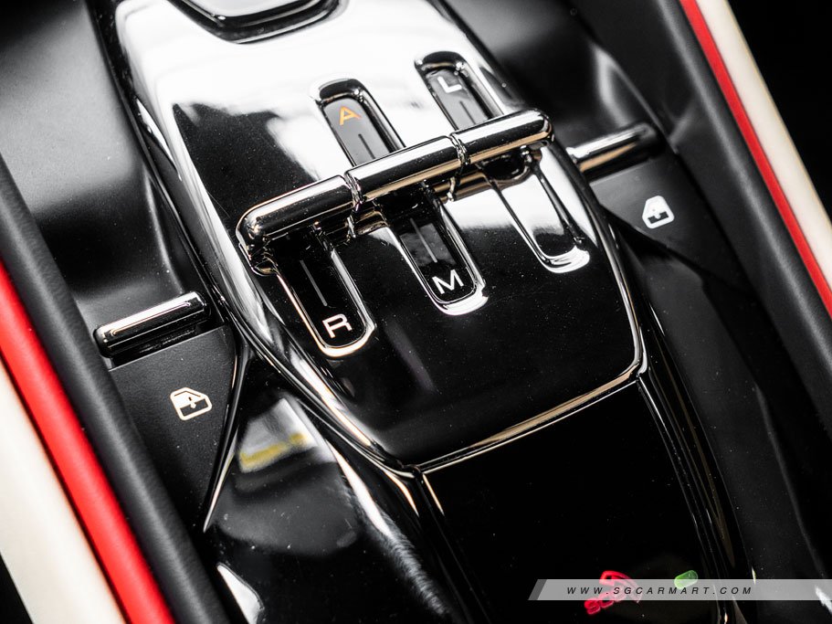 https://i.i-sgcm.com/new_cars/cars/21461/21461_g37
