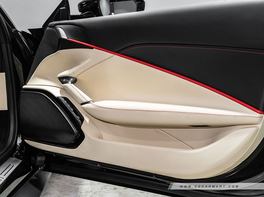 https://i.i-sgcm.com/new_cars/cars/21461/21461_g42