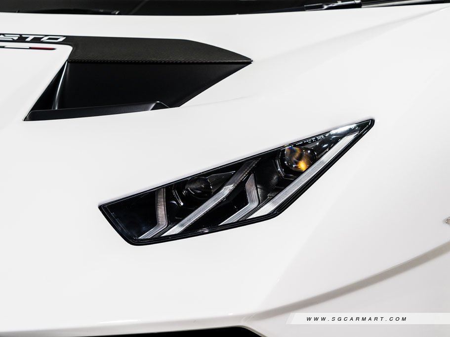 https://i.i-sgcm.com/new_cars/cars/21462/21462_g10