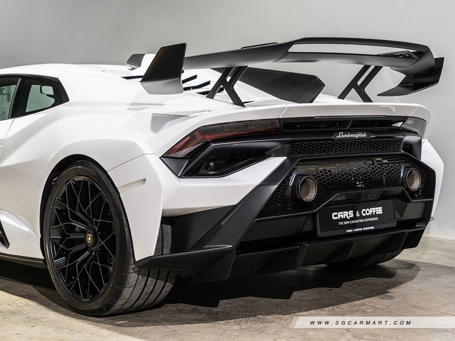 https://i.i-sgcm.com/new_cars/cars/21462/21462_g21