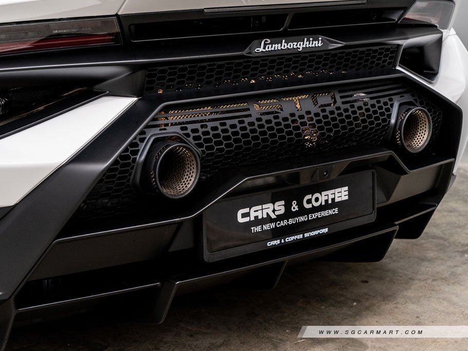 https://i.i-sgcm.com/new_cars/cars/21462/21462_g24