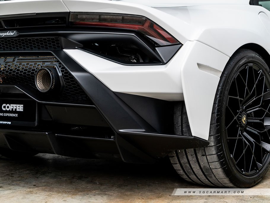 https://i.i-sgcm.com/new_cars/cars/21462/21462_g25