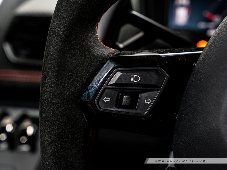 https://i.i-sgcm.com/new_cars/cars/21462/21462_g37