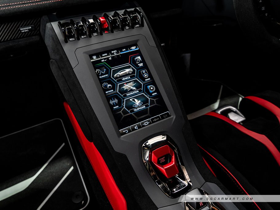 https://i.i-sgcm.com/new_cars/cars/21462/21462_g40