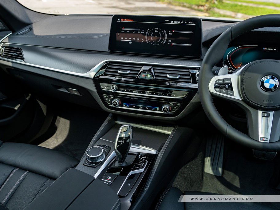 https://i.i-sgcm.com/new_cars/cars/21464/21464_g10