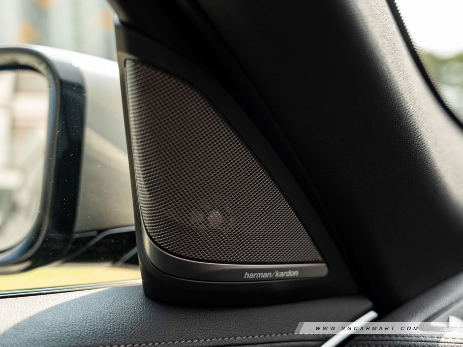 https://i.i-sgcm.com/new_cars/cars/21464/21464_g15