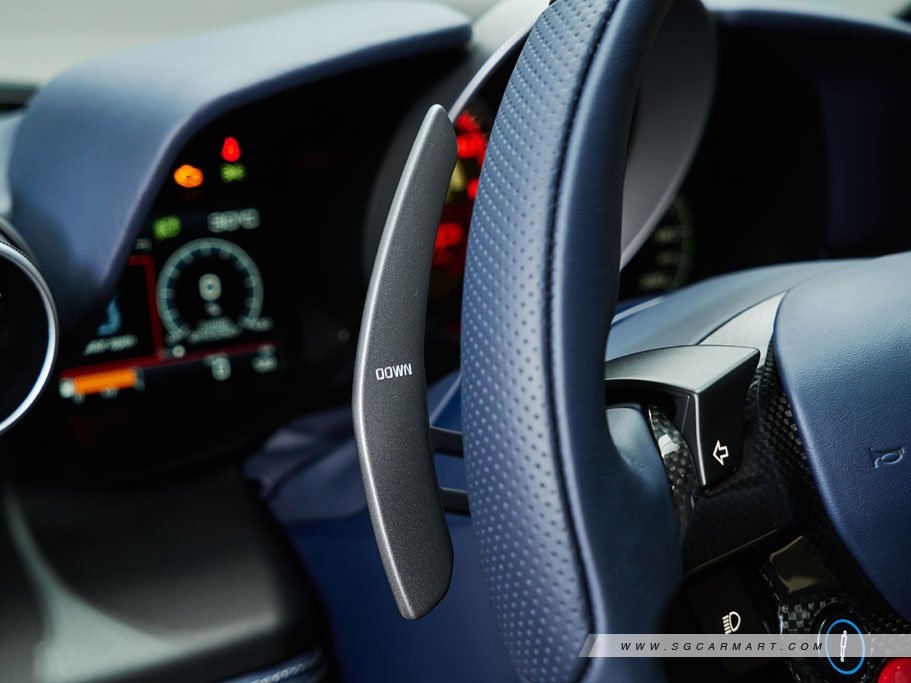 Ferrari F8 Tributo 3.9 V8 29