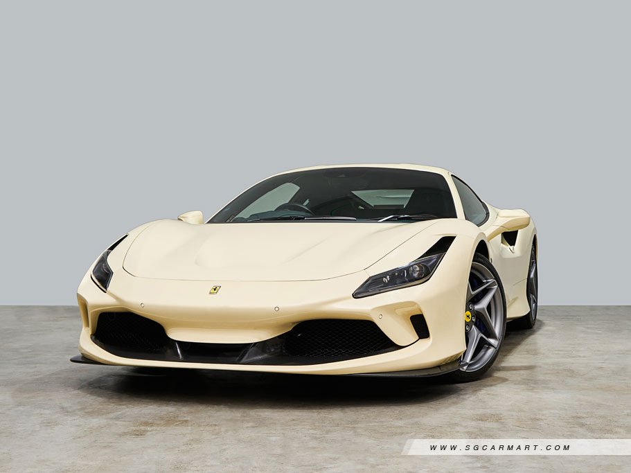 Ferrari F8 Tributo 3.9 V8 2
