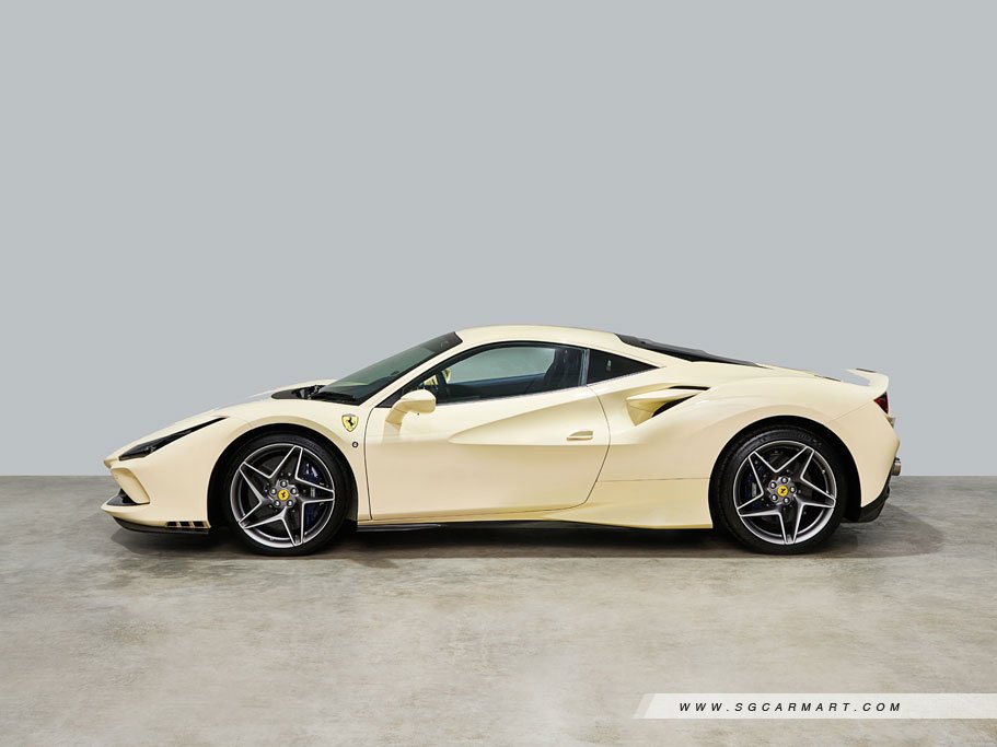Ferrari F8 Tributo 3.9 V8 3