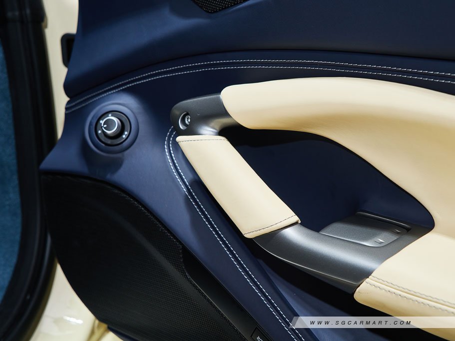 Ferrari F8 Tributo 3.9 V8 41