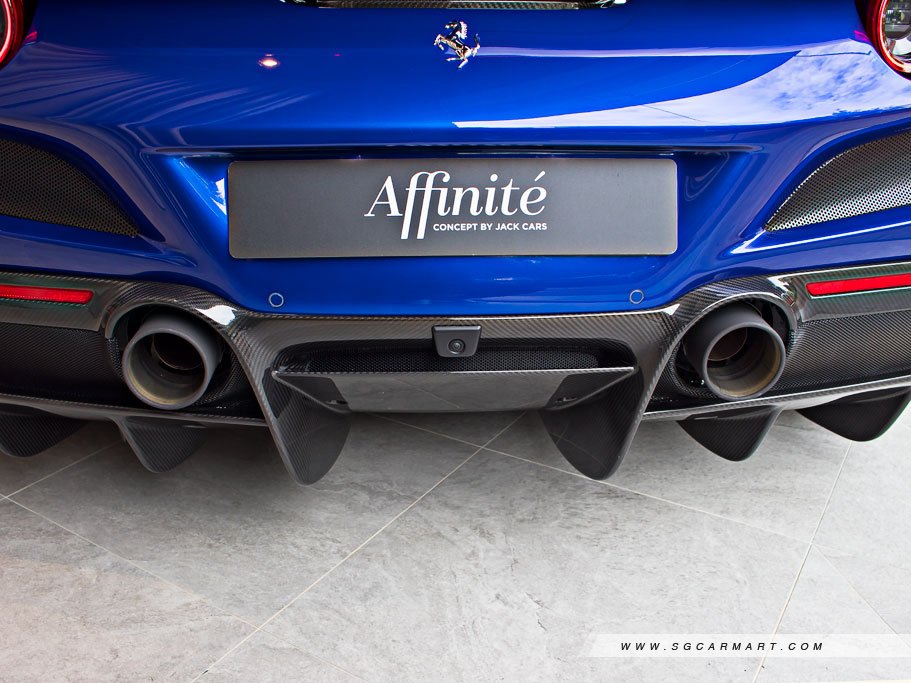Ferrari F8 Tributo 3.9 V8 Tailor Made 58