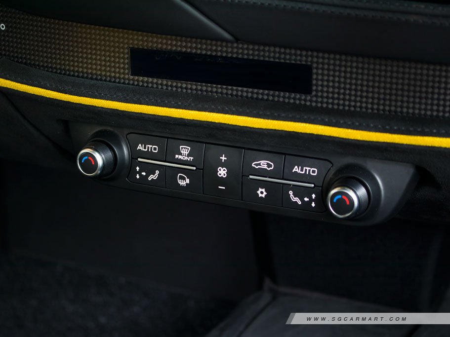 Ferrari F8 Tributo 3.9 V8 Tailor Made 73