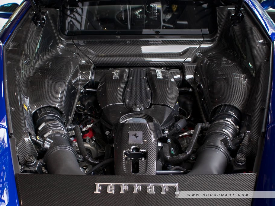 Ferrari F8 Tributo 3.9 V8 Tailor Made 90