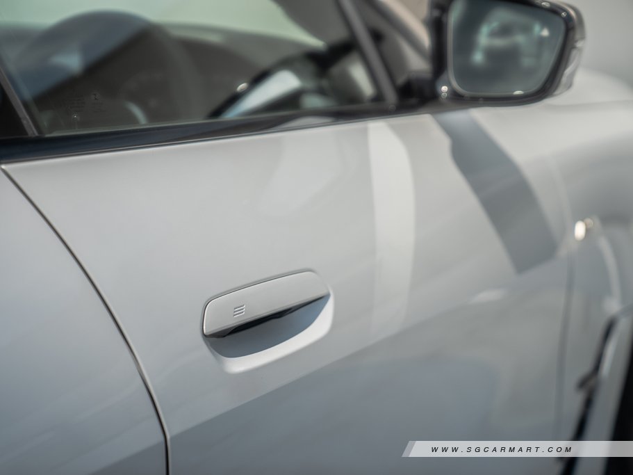 https://i.i-sgcm.com/new_cars/cars/21469/21469_g12