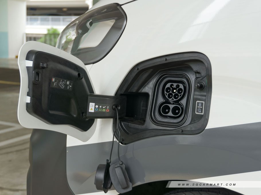https://i.i-sgcm.com/new_cars/cars/21471/21471_g24