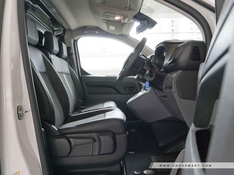 https://i.i-sgcm.com/new_cars/cars/21471/21471_g35