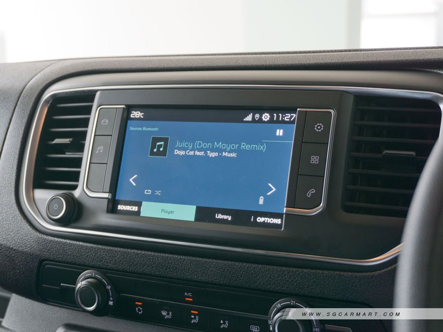 https://i.i-sgcm.com/new_cars/cars/21471/21471_g45