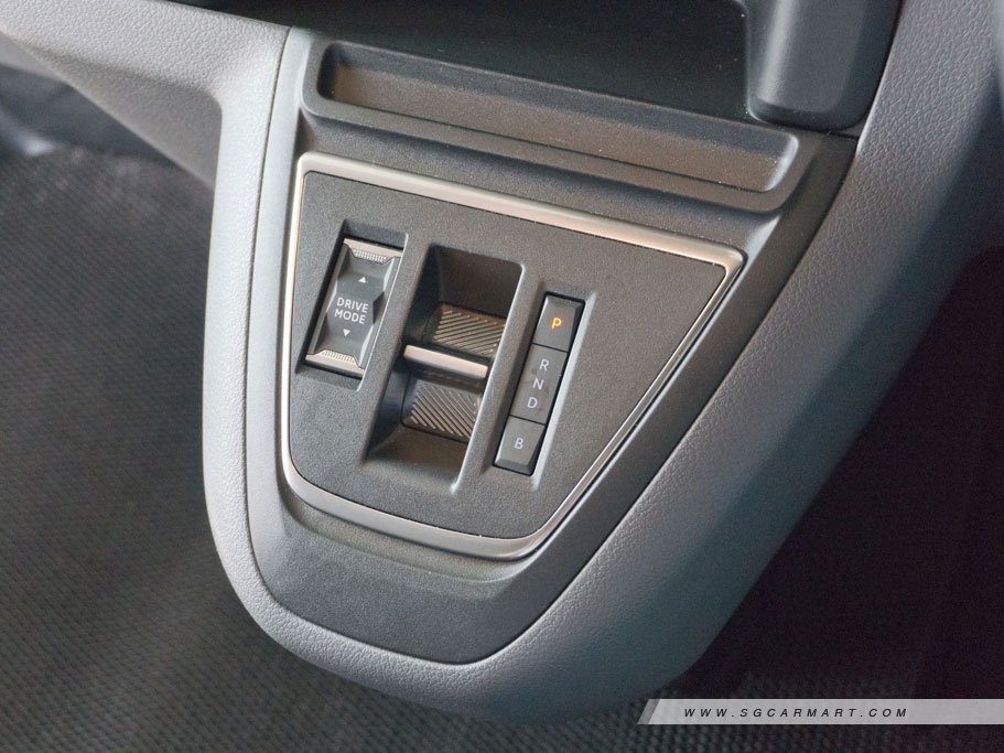 https://i.i-sgcm.com/new_cars/cars/21471/21471_g50