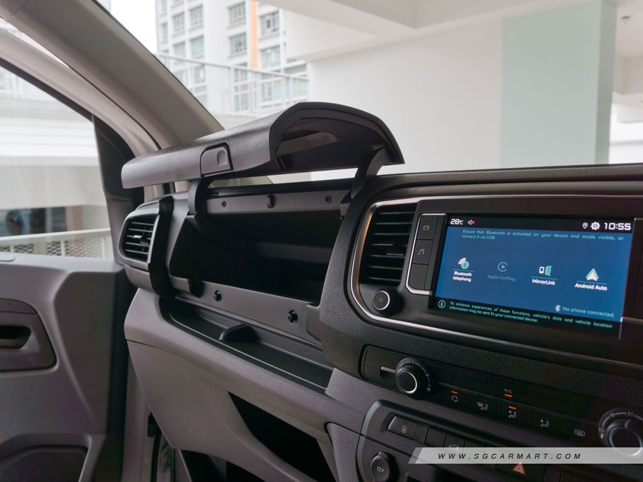 https://i.i-sgcm.com/new_cars/cars/21471/21471_g55