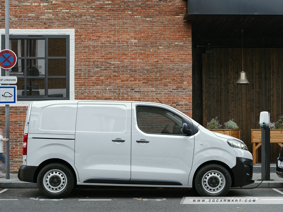 https://i.i-sgcm.com/new_cars/cars/21471/21471_g7