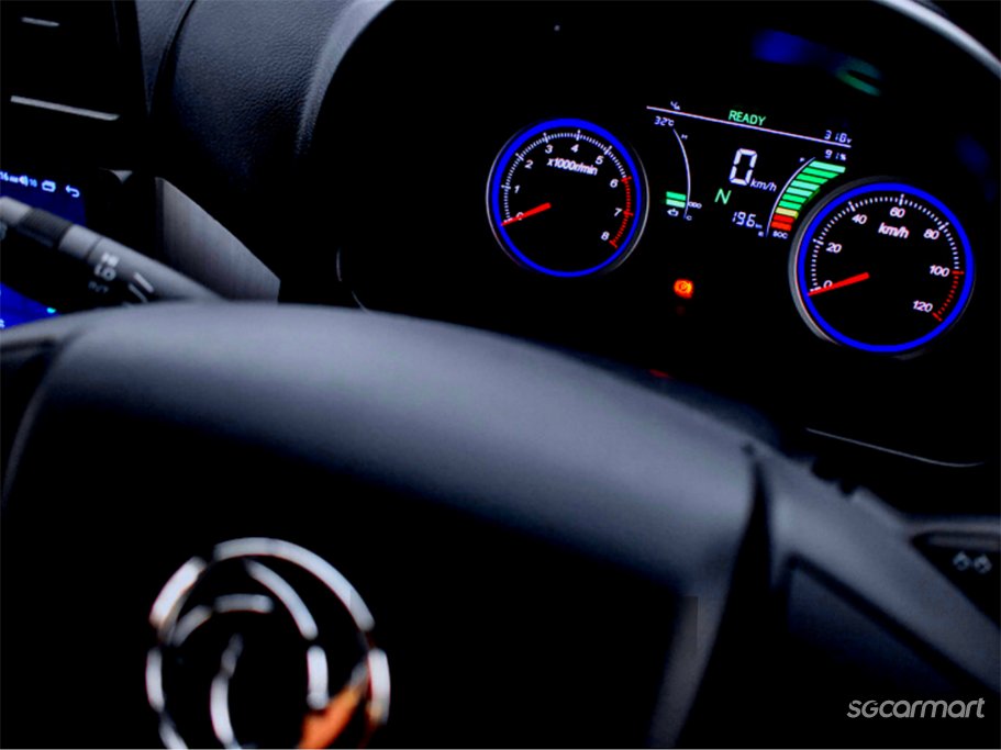 https://i.i-sgcm.com/new_cars/cars/21474/21474_g4