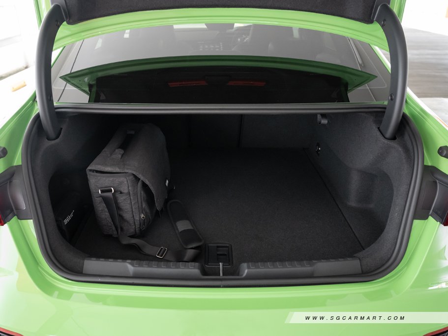 https://i.i-sgcm.com/new_cars/cars/21479/21479_g101