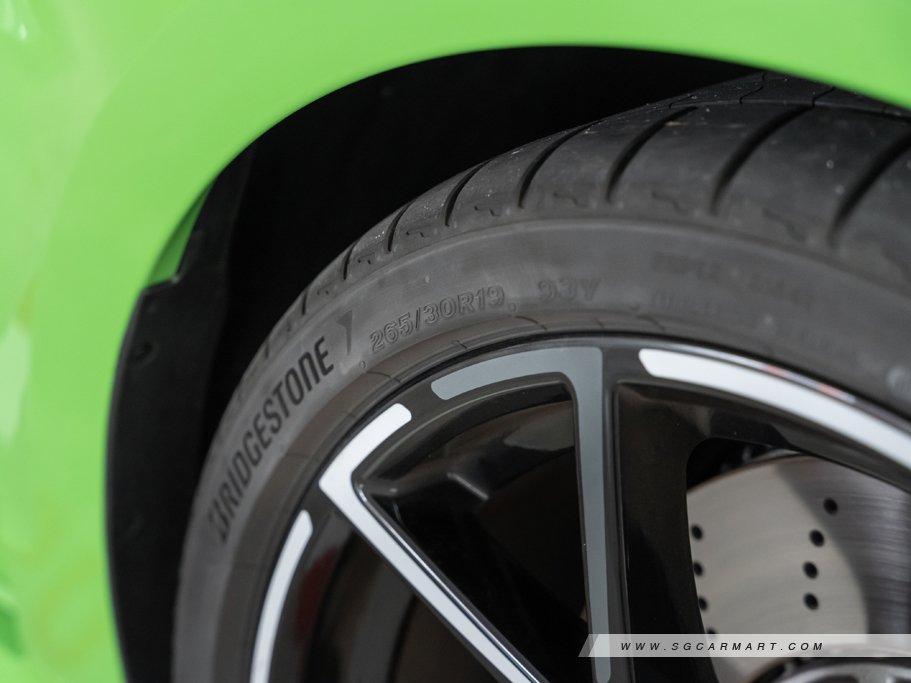 https://i.i-sgcm.com/new_cars/cars/21479/21479_g53