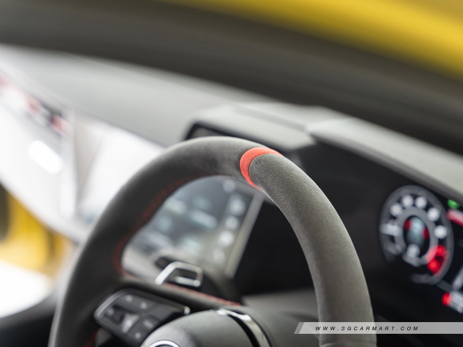 https://i.i-sgcm.com/new_cars/cars/21480/21480_g64