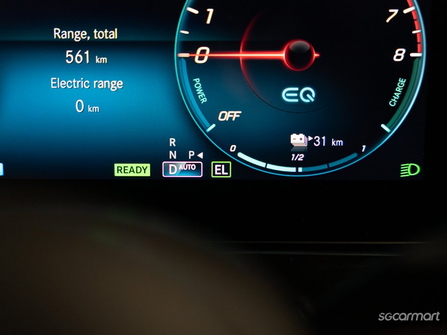 https://i.i-sgcm.com/new_cars/cars/21482/21482_g40