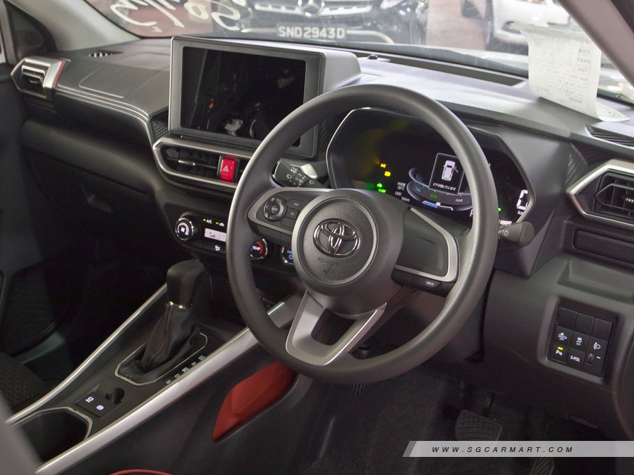 https://i.i-sgcm.com/new_cars/cars/21484/21484_g14