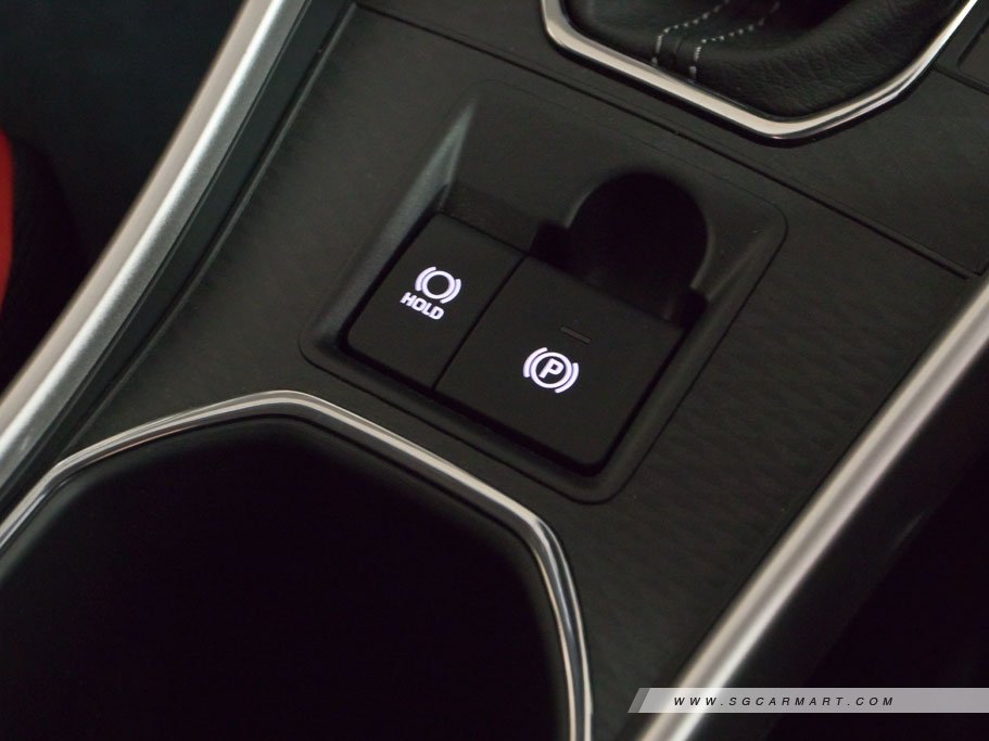 https://i.i-sgcm.com/new_cars/cars/21484/21484_g18