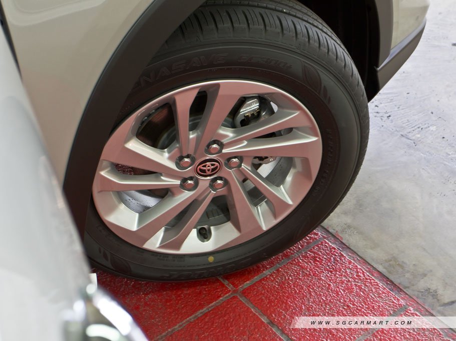 https://i.i-sgcm.com/new_cars/cars/21484/21484_g8