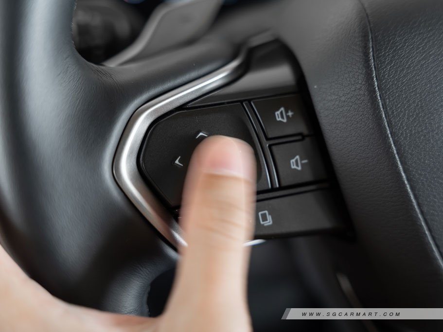 https://i.i-sgcm.com/new_cars/cars/21487/21487_g42