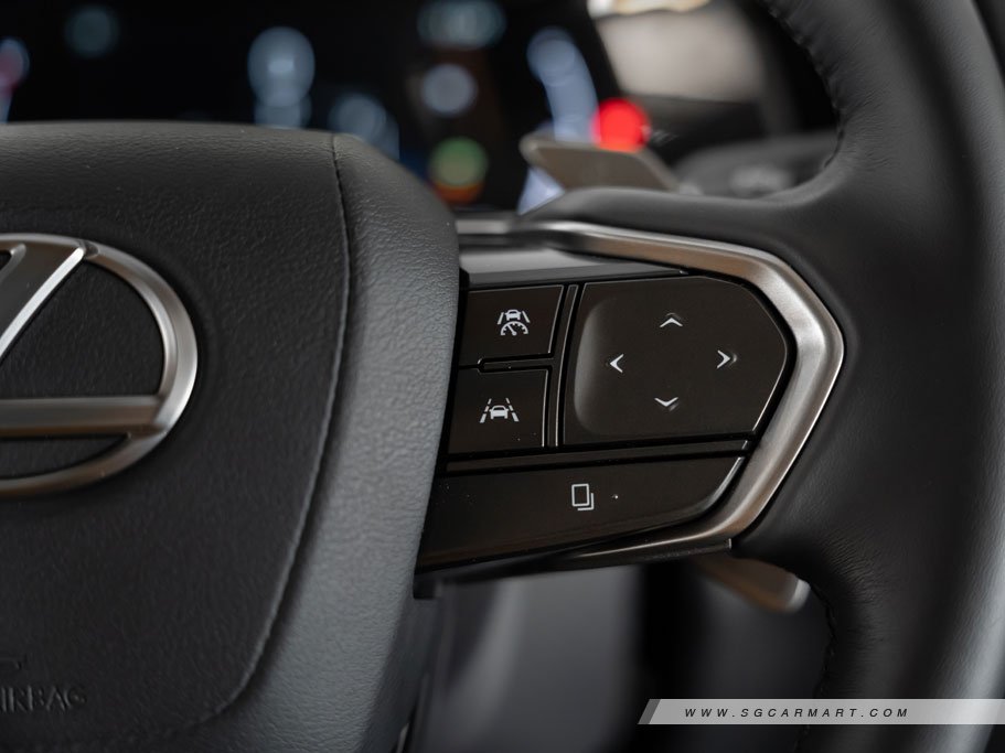 https://i.i-sgcm.com/new_cars/cars/21487/21487_g44