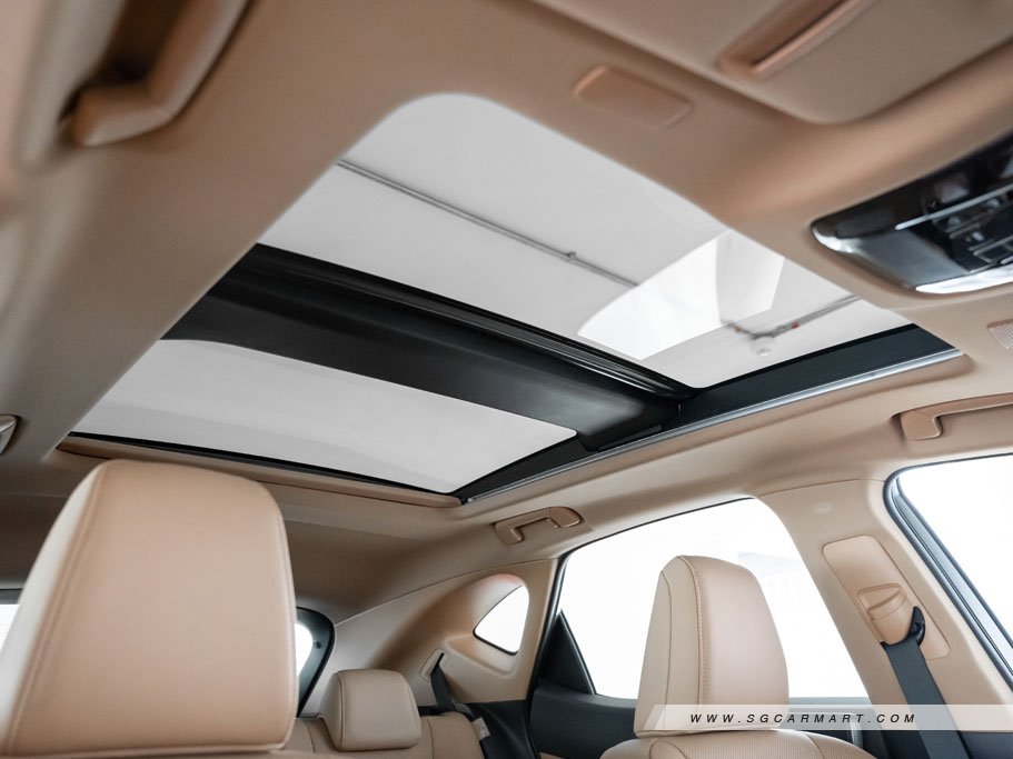 https://i.i-sgcm.com/new_cars/cars/21487/21487_g64