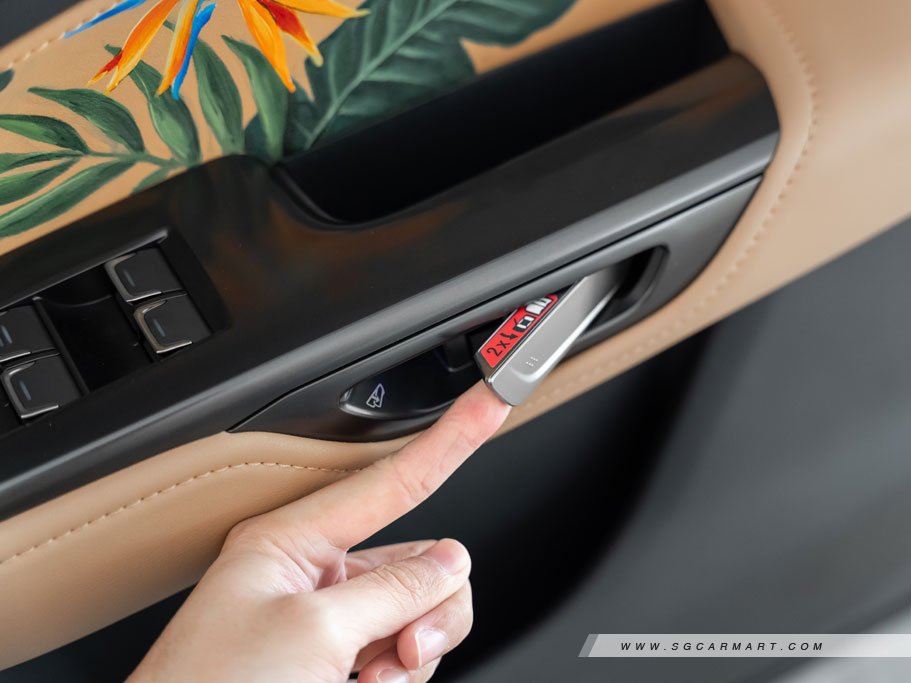 https://i.i-sgcm.com/new_cars/cars/21487/21487_g69