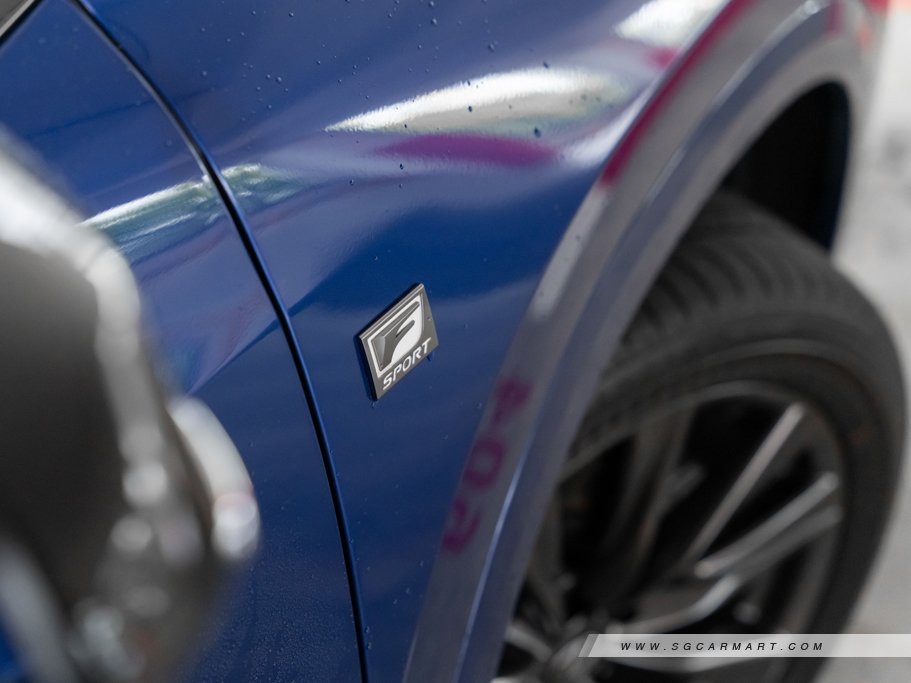 https://i.i-sgcm.com/new_cars/cars/21488/21488_g26