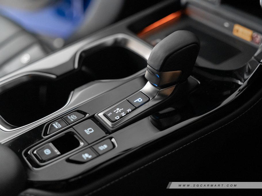 https://i.i-sgcm.com/new_cars/cars/21488/21488_g54