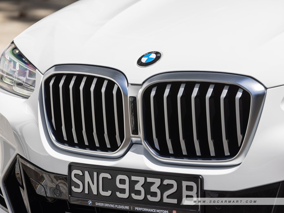 https://i.i-sgcm.com/new_cars/cars/21493/21493_g11