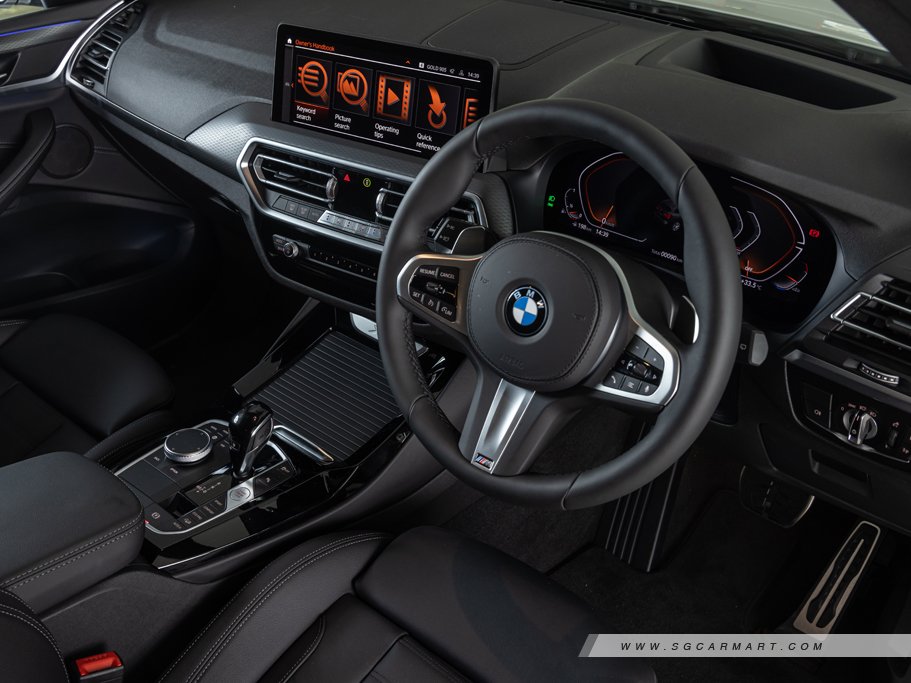 https://i.i-sgcm.com/new_cars/cars/21493/21493_g15